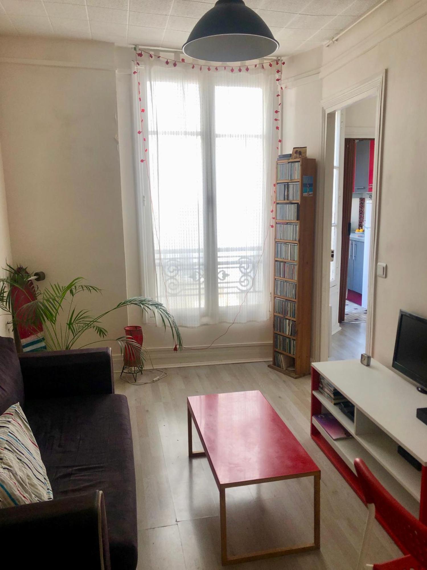 Cute And Quiet Appartment In Montmartre Parijs Buitenkant foto